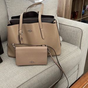 Purses! All Coach and all with wallets……1 pair of Oakley sunglasses.